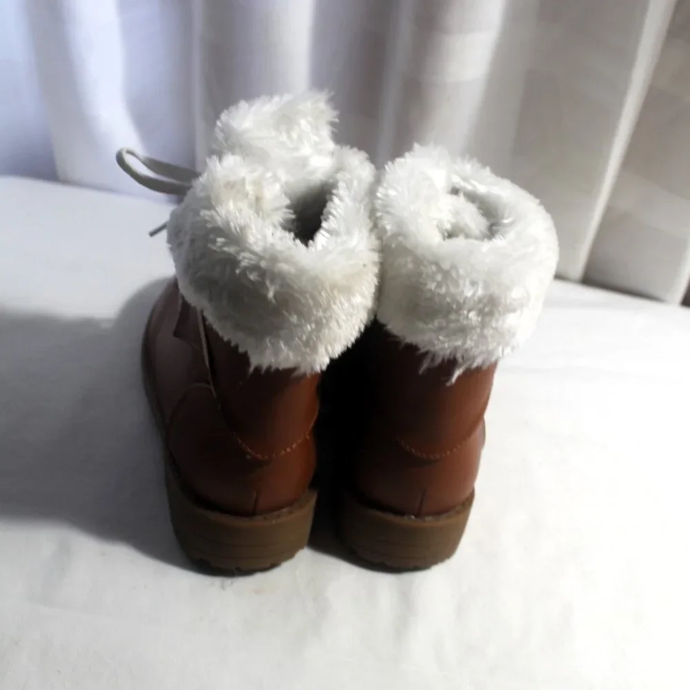 2/$10 Girls Link Booties Size 1 NWT